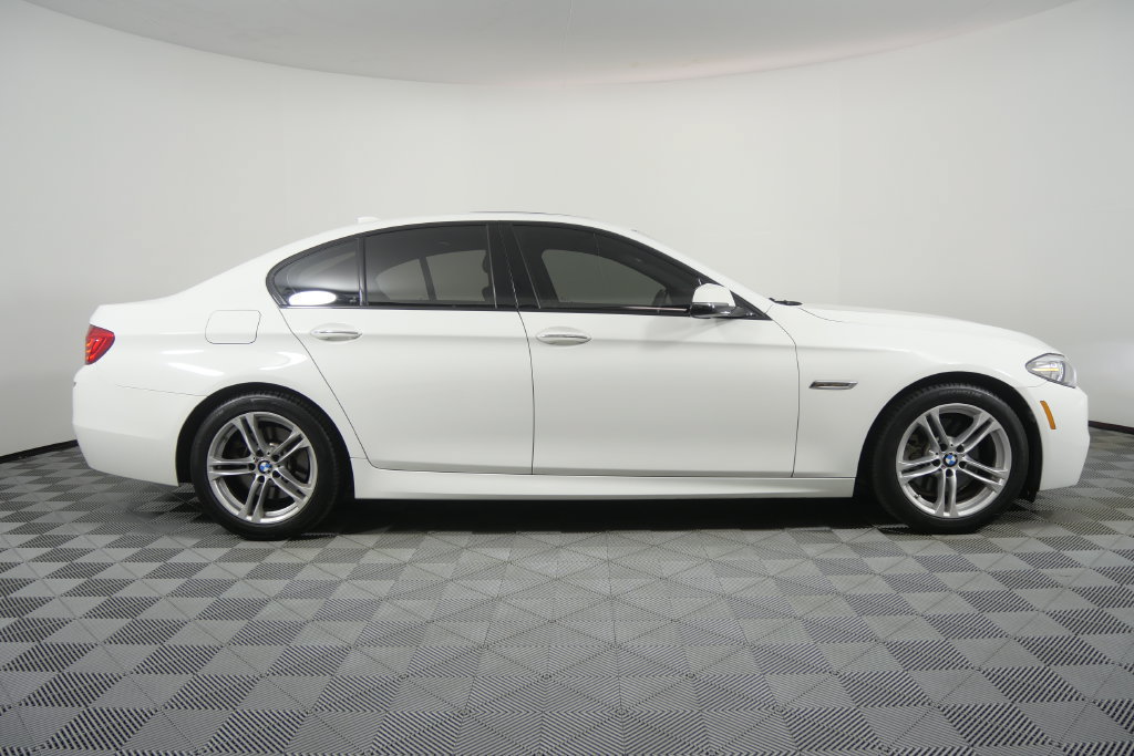 Used 2015 BMW 528i Sedan RWD image 3