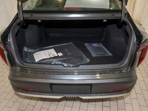 New 2025 Kia K4 LXS image 6