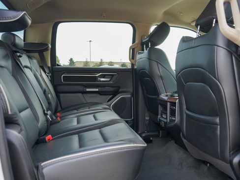 Used 2021 RAM 1500 Laramie image 12