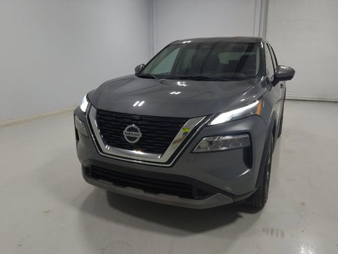 Used 2021 Nissan Rogue SV AWD/4WD image 15