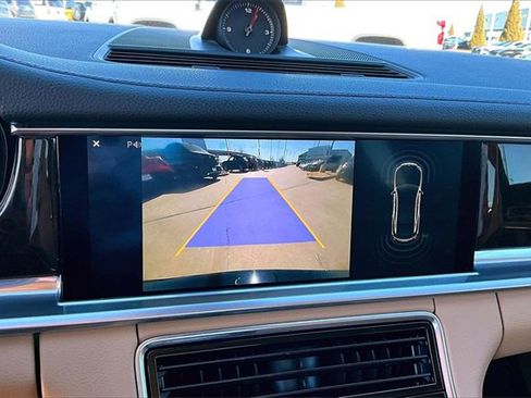 Used 2017 Porsche Panamera 4S image 23