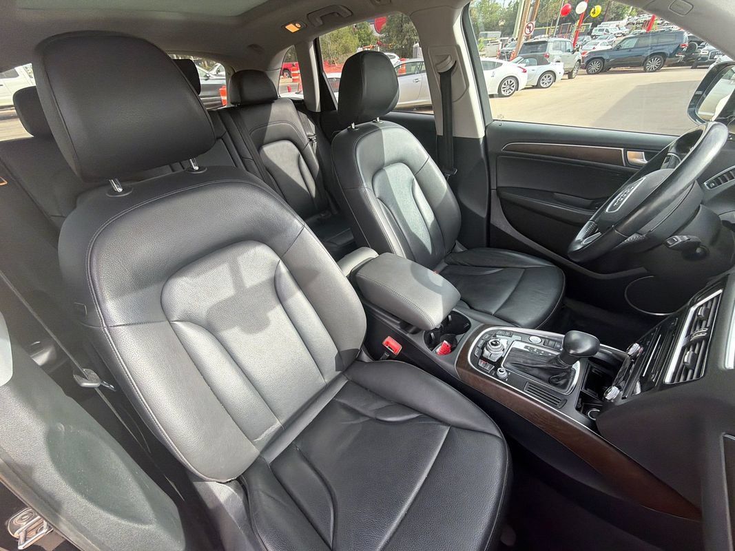 Used 2017 Audi Q5 2.0T Premium Plus w/ Technology Package AWD/4WD image 9