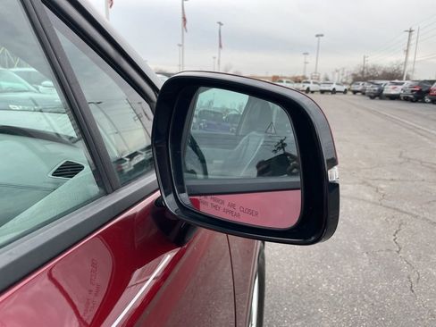 Used 2024 Kia Carnival LX image 15