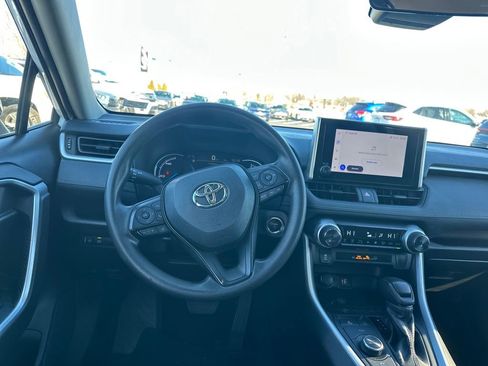 Used 2024 Toyota RAV4 XLE image 17