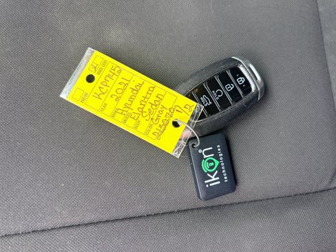 Used 2021 Hyundai Elantra SEL w/ Convenience Package FWD image 23