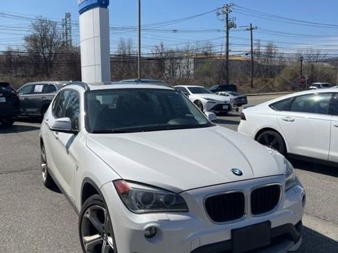 Used 2015 BMW X1 xDrive35i image 1