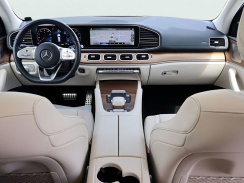 Used 2022 Mercedes-Benz GLS 450 4MATIC image 14