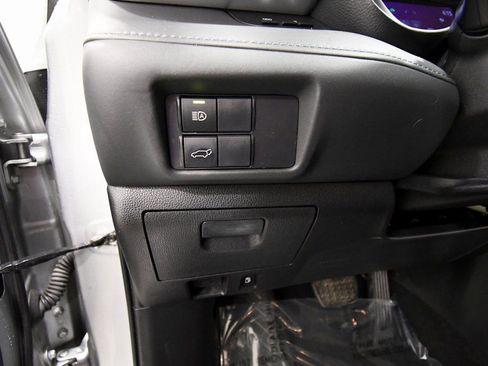 Used 2022 Toyota Highlander XLE image 20