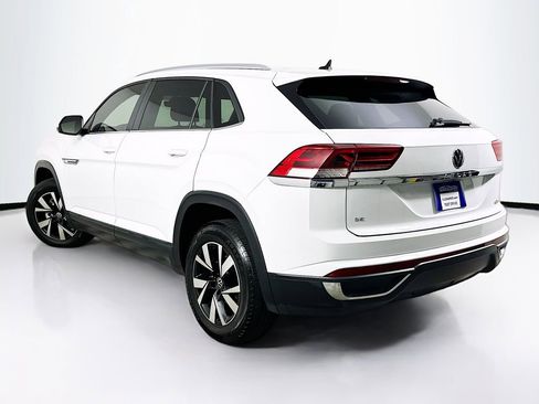 Used 2022 Volkswagen Atlas Cross Sport SE FWD image 6