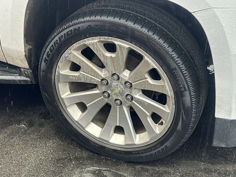 Used 2020 Chevrolet Tahoe LS w/ Enhanced Driver Alert Package image 7