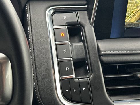 Used 2024 Chevrolet Tahoe LT image 21