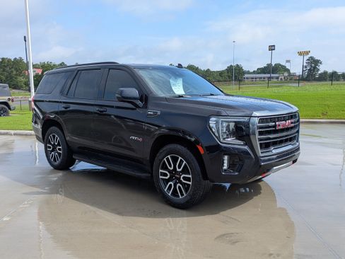 Used 2023 GMC Yukon AT4 w/ LPO, Floor Liner Package AWD/4WD image 7