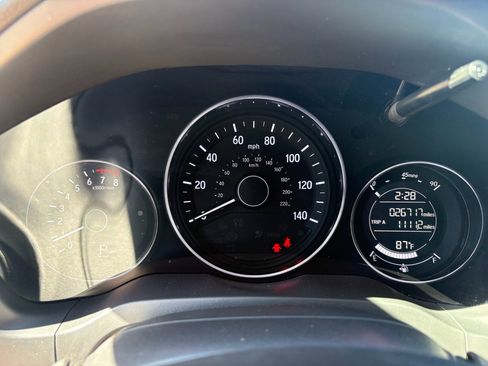 Certified 2022 Honda HR-V LX image 15