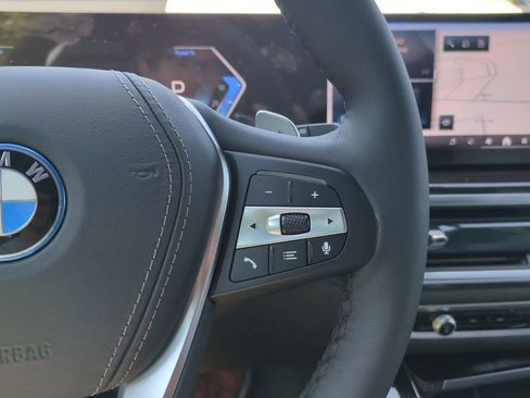 Used 2026 BMW X5 xDrive50e image 27