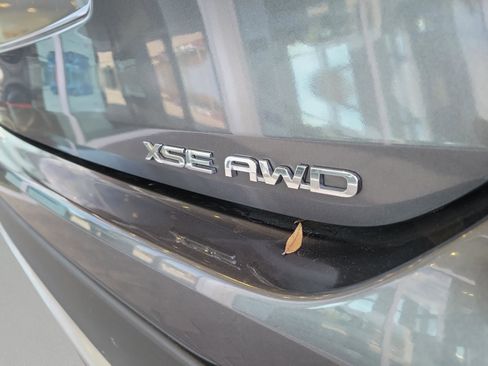 Certified 2025 Toyota Highlander XSE image 40