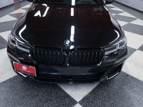 Used 2022 BMW M550i xDrive w/ Executive Package AWD/4WD image 4