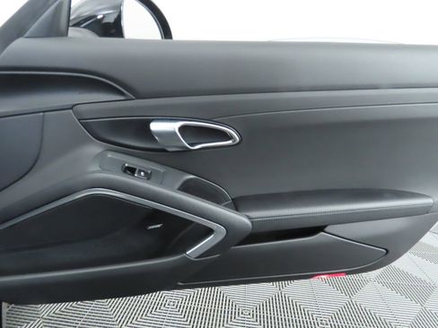 Used 2016 Porsche 911 Carrera Black Edition image 33