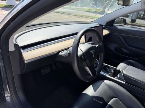 Used 2020 Tesla Model 3 RWD image 10