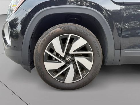Used 2025 Volkswagen Atlas SE FWD image 26