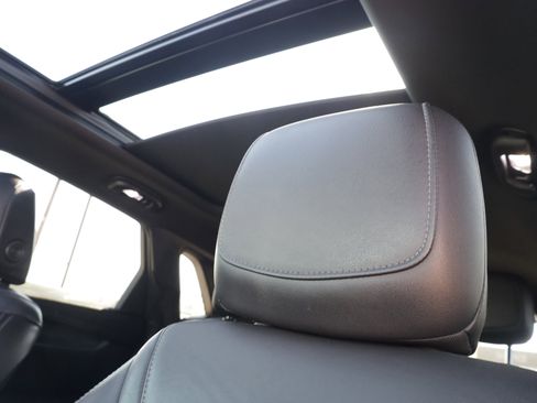 Used 2022 Cadillac XT5 Premium Luxury w/ Technology Package image 14