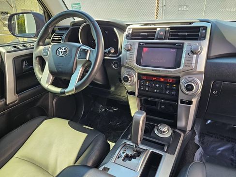 Used 2012 Toyota 4Runner Limited AWD/4WD image 11