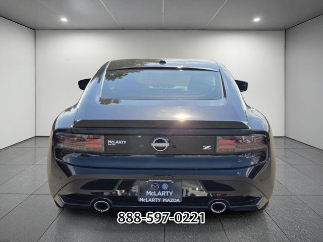 Used 2023 Nissan Z w/ Floor Mat Package (L93) RWD image 4