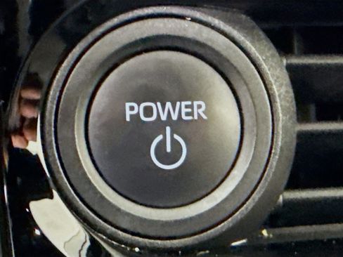 Used 2023 Subaru Solterra AWD image 21