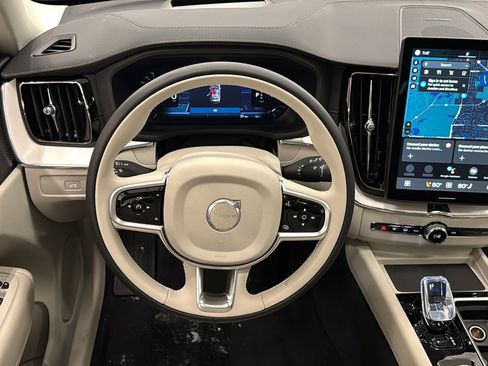 New 2026 Volvo XC60 B5 Ultra w/ Protection Package Premier AWD/4WD image 12