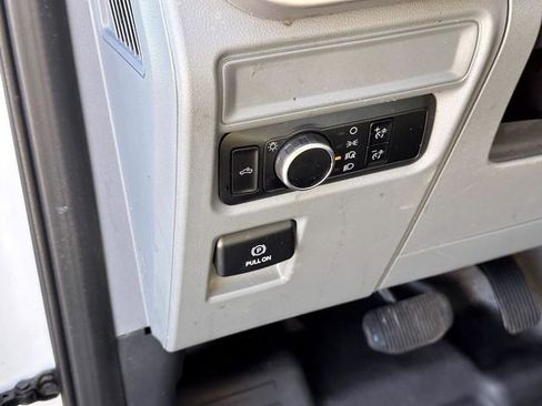 Used 2023 Ford F150 XL image 24