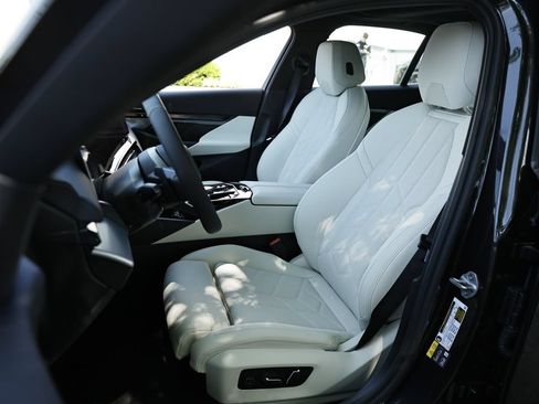 New 2027 BMW i5 eDrive40 RWD image 20