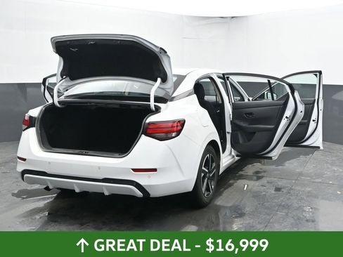 Used 2024 Nissan Sentra SV image 60