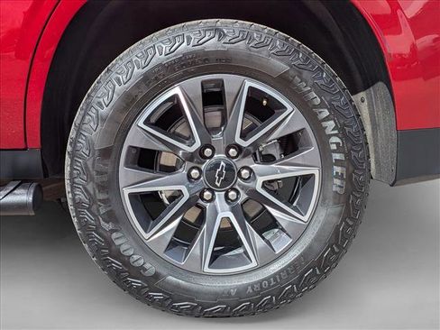 Used 2024 Chevrolet Tahoe Z71 w/ Off-Road Capability Package AWD/4WD image 25