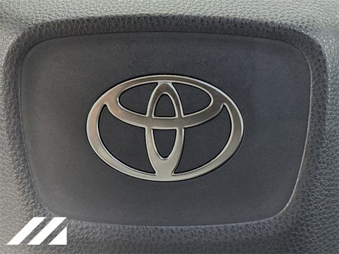 Used 2023 Toyota Prius XLE image 32