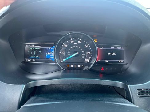 Used 2016 Ford Explorer XLT w/ Equipment Group 201A AWD/4WD image 7