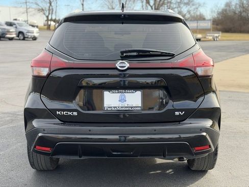 Used 2021 Nissan Kicks SV image 6