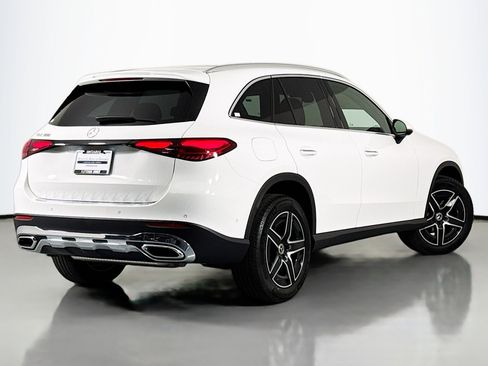 New 2026 Mercedes-Benz GLC 300 image 11