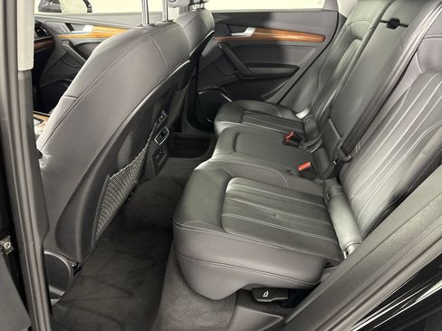 Used 2023 Audi Q5 2.0T Premium w/ Convenience Package AWD/4WD image 22