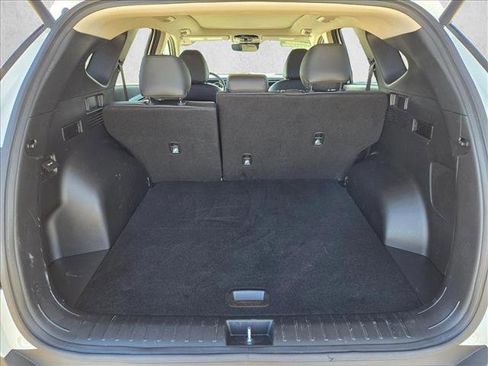 Used 2022 Hyundai Tucson Limited image 6