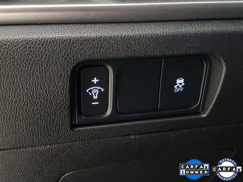 Used 2024 Kia Sorento S w/ Panoramic Sunroof Package FWD image 13