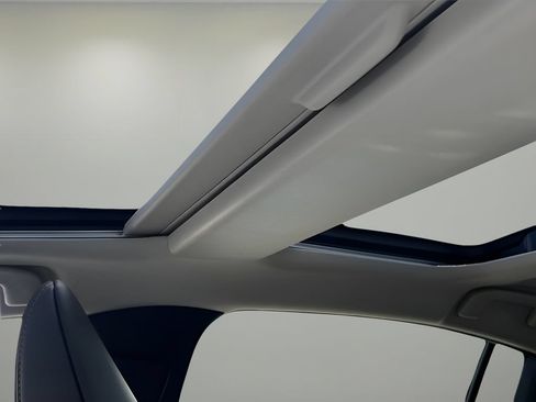 New 2026 Toyota Prius Plug-In Hybrid FWD image 23