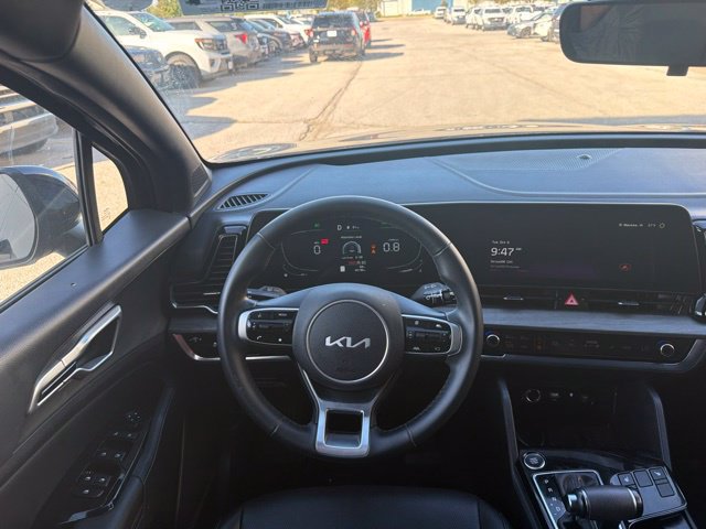 Used 2025 Kia Sportage X-Line AWD/4WD image 17