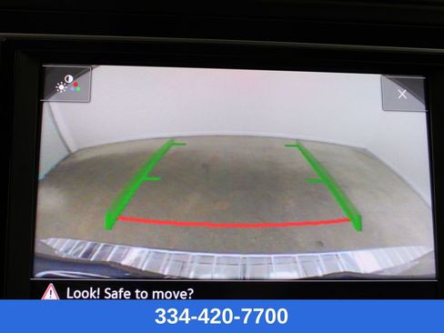 Certified 2022 Volkswagen Atlas SE image 12