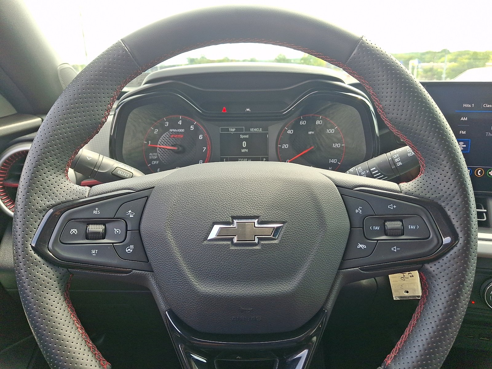 Used 2024 Chevrolet Trax RS FWD image 18