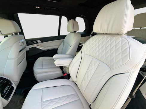 New 2027 BMW X7 xDrive40i w/ Executive Package AWD/4WD image 20