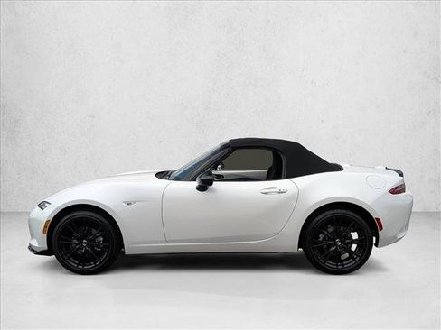 New 2026 MAZDA MX-5 Miata Club w/ Interior Package RWD image 5
