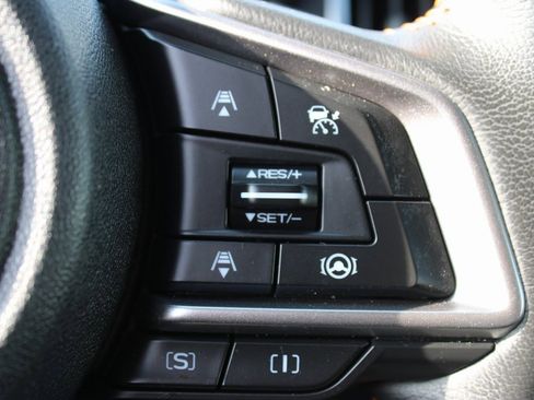 Used 2023 Subaru Crosstrek 2.0i Premium image 15