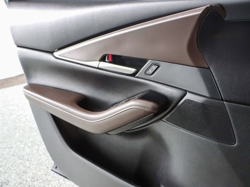 Used 2023 MAZDA CX-30 AWD 2.5 S w/ Premium Package image 22