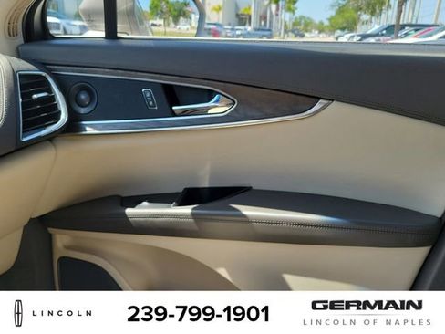 Certified 2020 Lincoln Nautilus Reserve w/ Equipment Group 201A FWD image 28