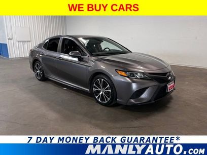 Used 2019 Toyota Camry SE w/ Convenience Package