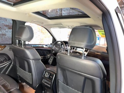 Used 2014 Mercedes-Benz GL 450 4MATIC image 95